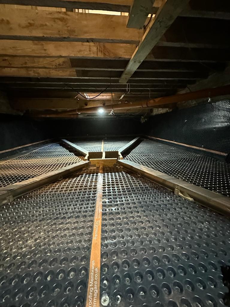 Our commercial team spent 2 long weeks working in this confined space, look at the incredible results.